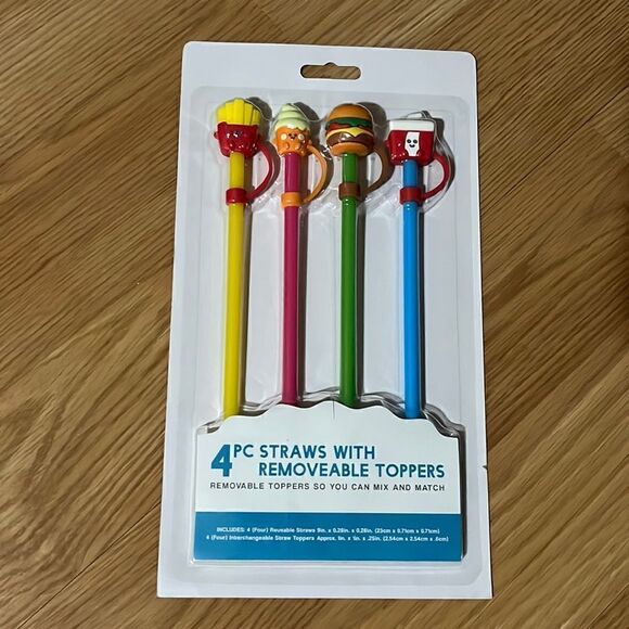 New 4 piece Straws with Removable Toppers - Picture 1 of 4
